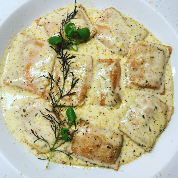 RISOTTO DE MARISCO CON BISQUET DE CAMARON 